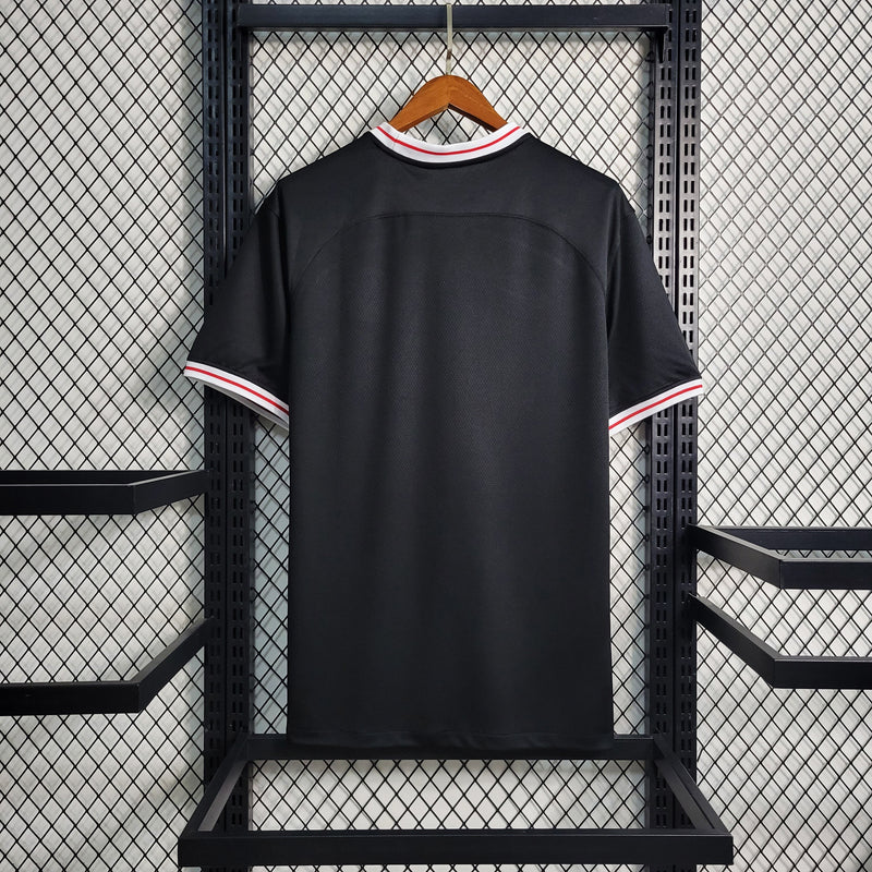 Camisa Eintracht Frankfurt Home 23/24 - Versão Torcedor