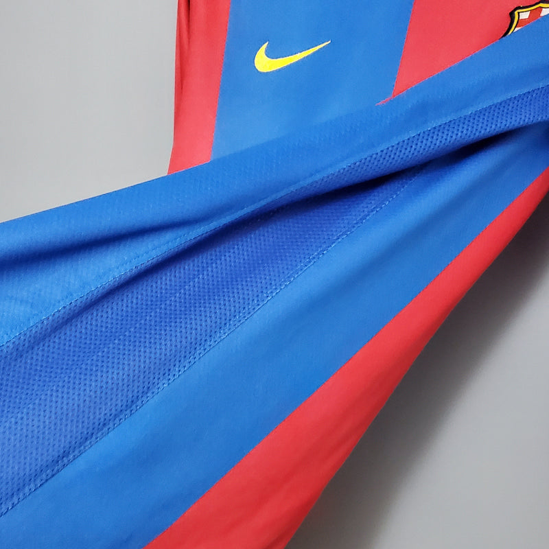 Camisa Barcelona Home 06/07 - Versão Retro Manga Longa