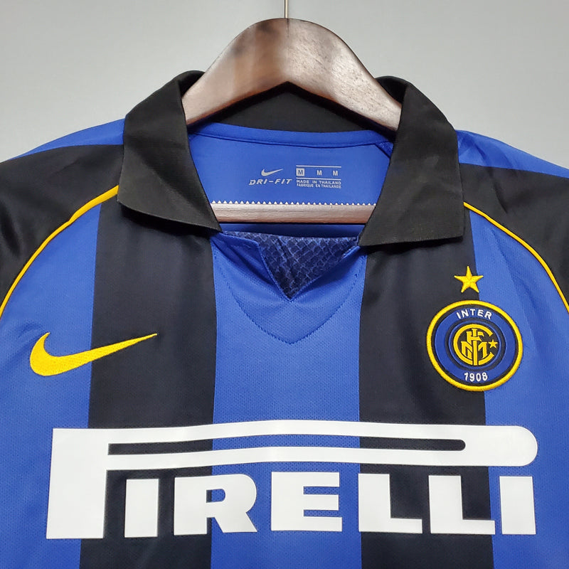 Camisa Inter de Milão Home 01/02 - Versão Retro