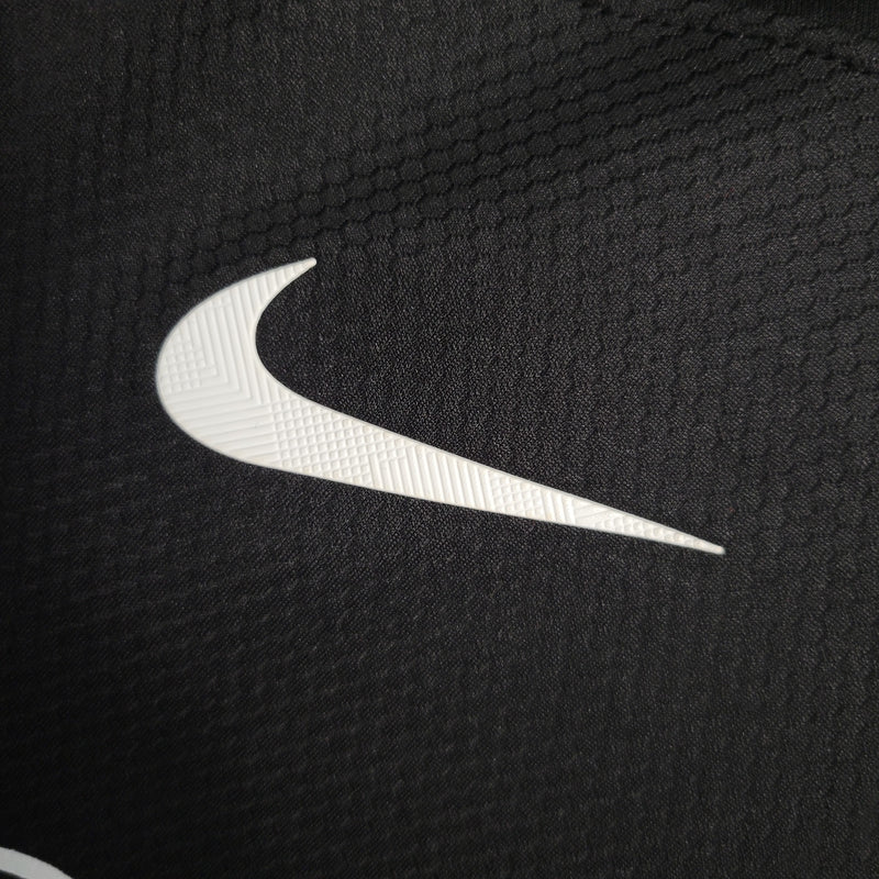 Camisa Eintracht Frankfurt Home 23/24 - Versão Torcedor