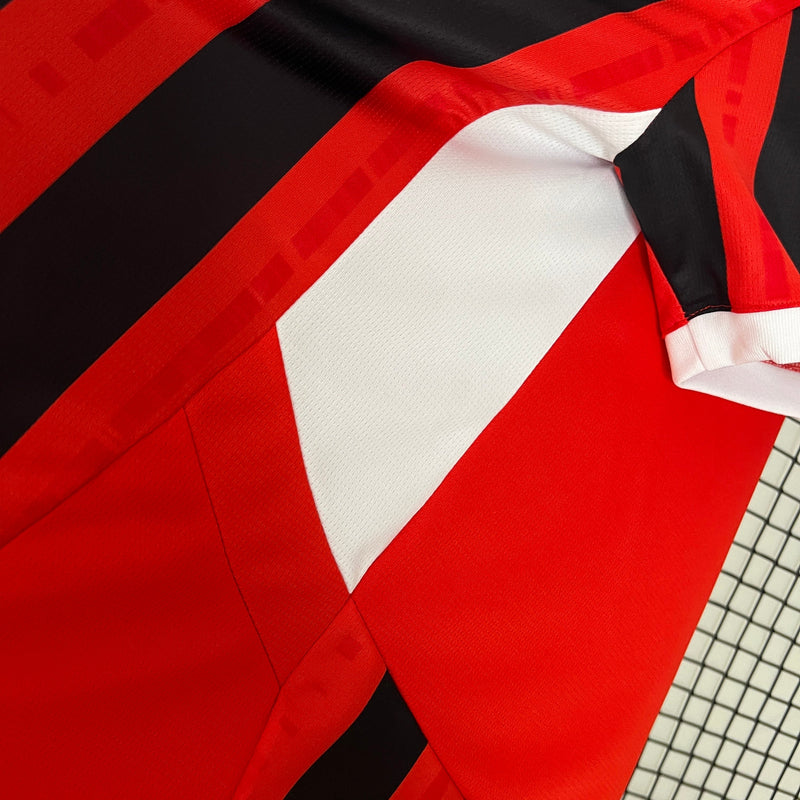 Camisa Milan Home 24/25 - Versão Torcedor
