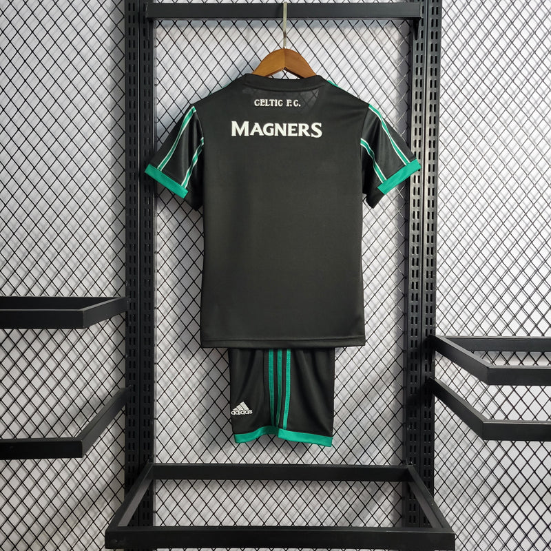 Kit Infantil Celtic Away 22/23