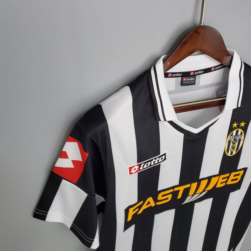 Camisa Juventus Home 01/02 - Versão Retro