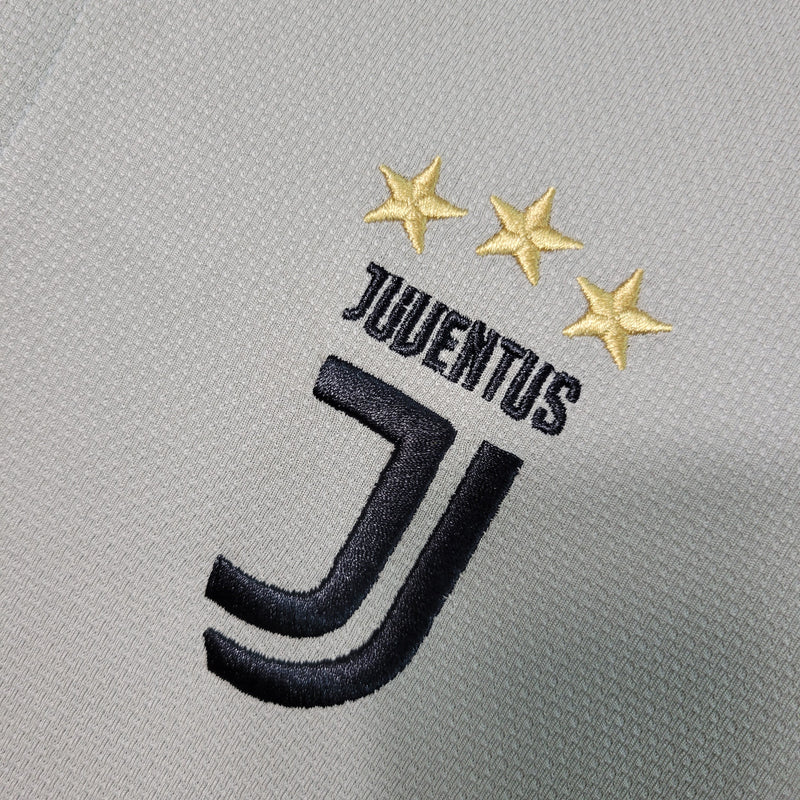 Camisa Juventus Away 18/19 - Versão Retro